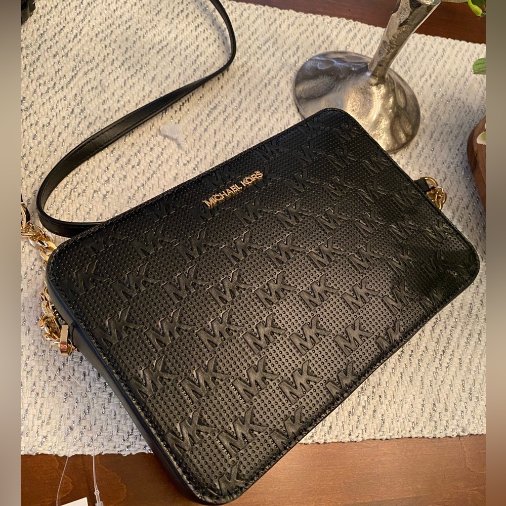 NWT! Michael Kors Jet Set Zip Crossbody Bag